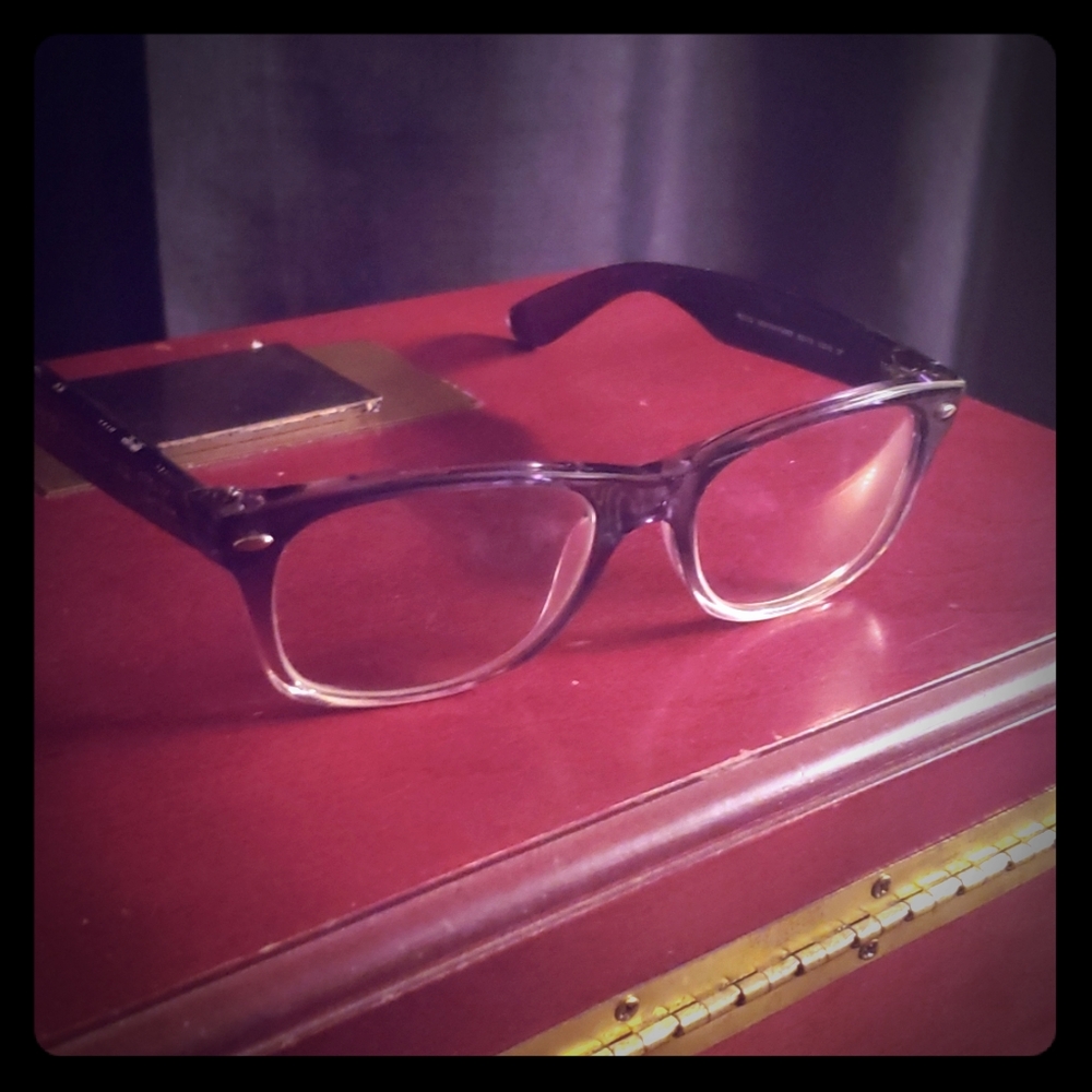 Reading glasses (Ray Ban)
